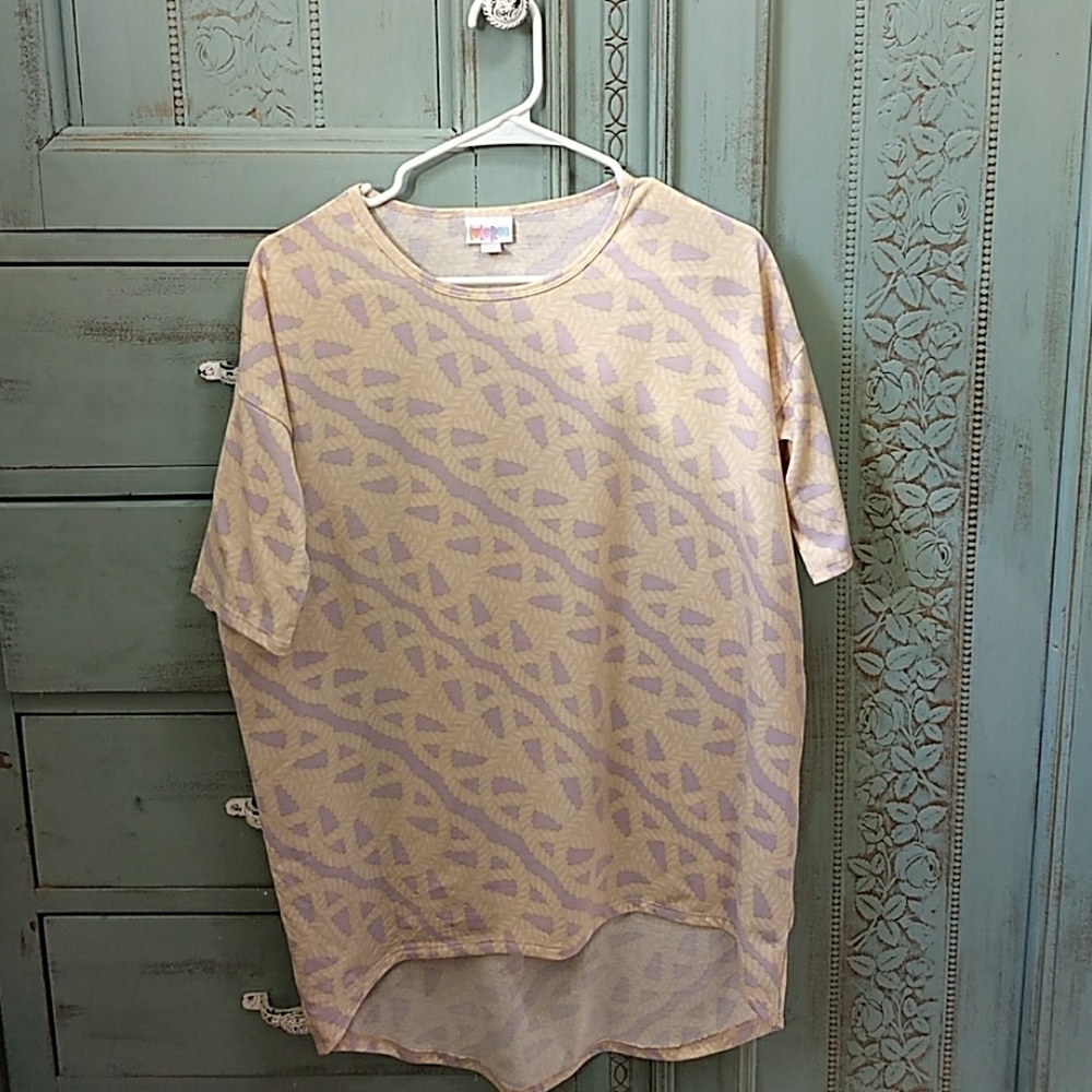 Lularoe top